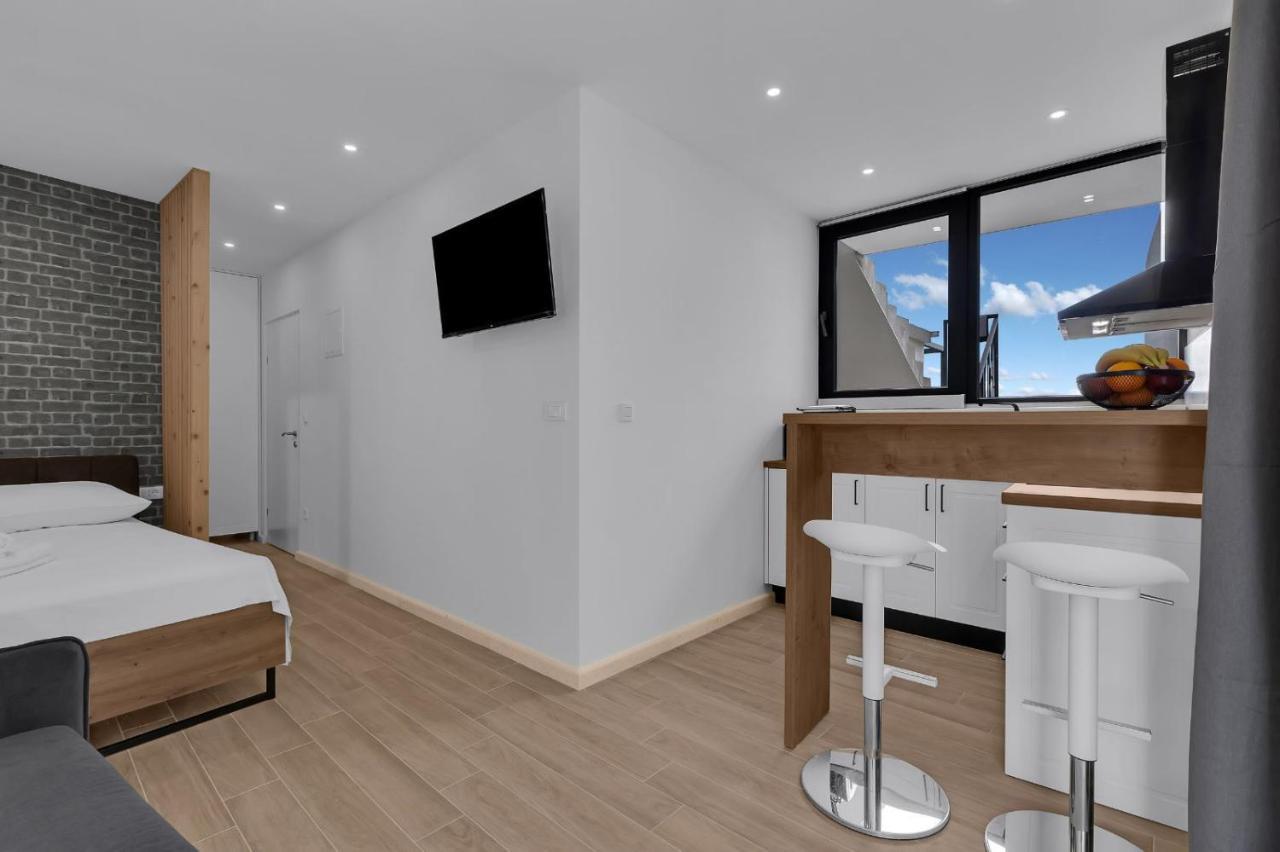 Apartments Lucky ブレラ エクステリア 写真