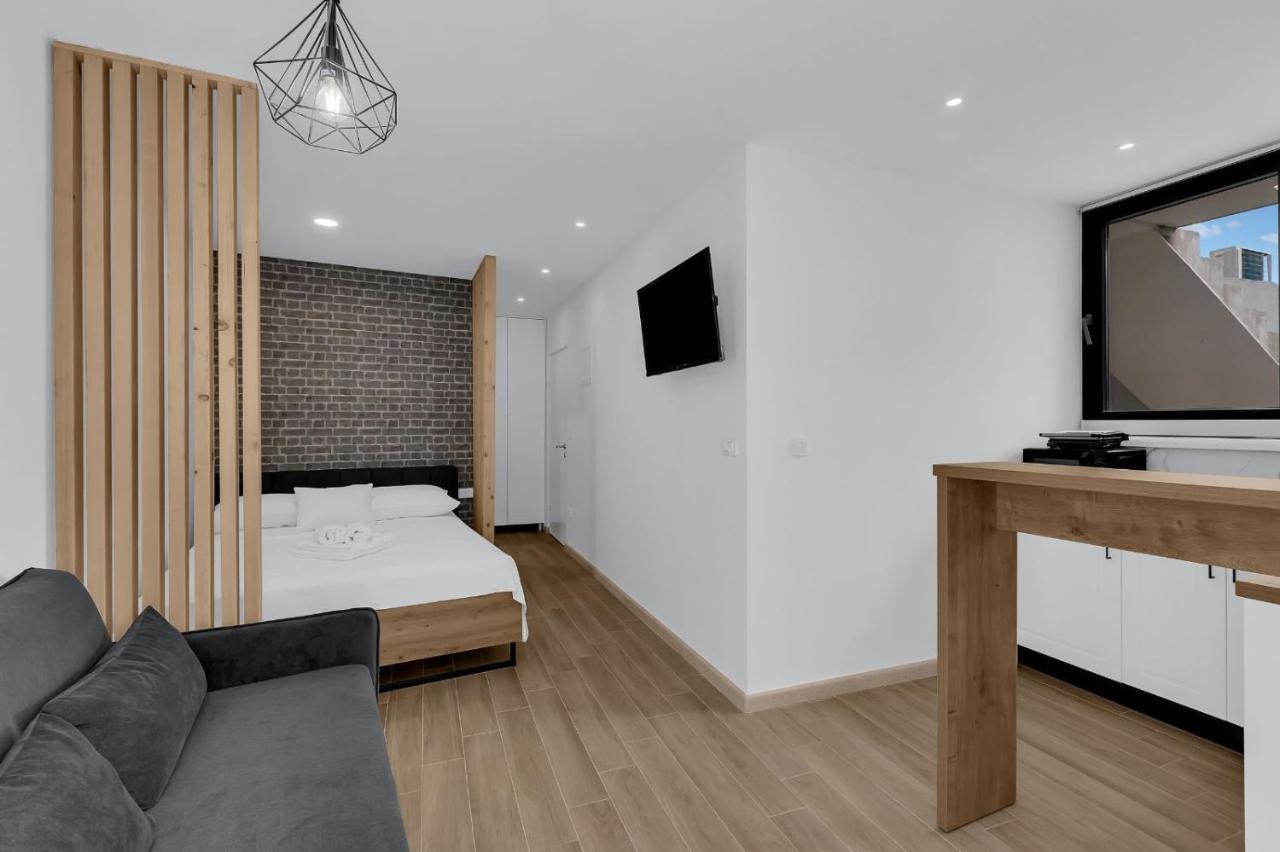 Apartments Lucky ブレラ エクステリア 写真